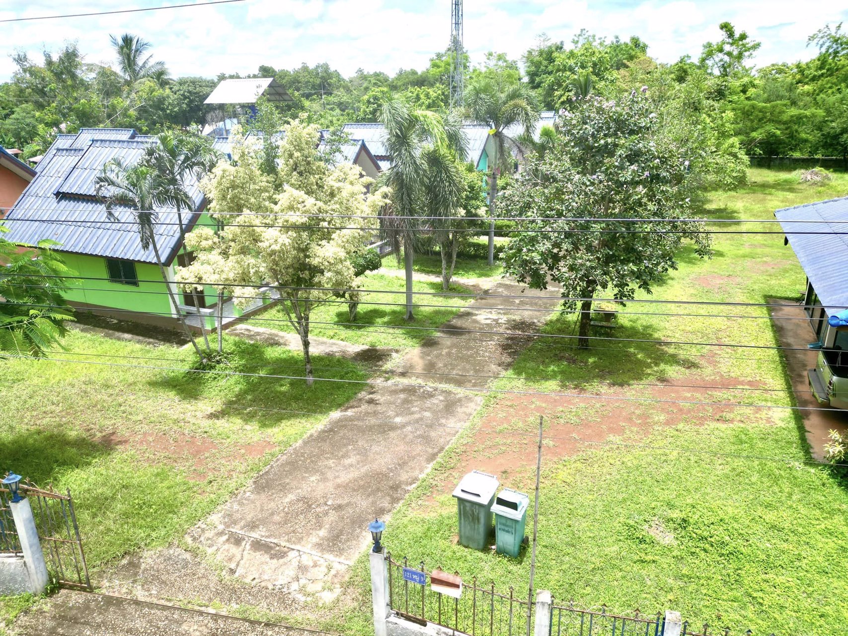 ขายด่วน-ที่ดินพร้อมสิ่งปลูกสร้าง-บนเนื้อที่-2-ไร่