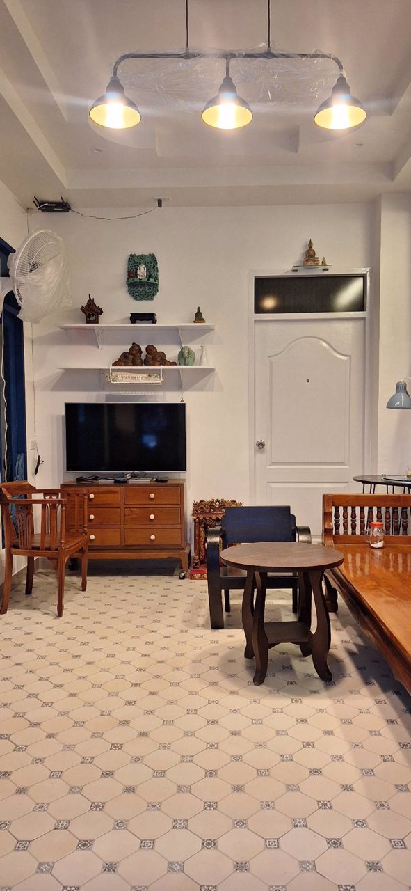 ขายอาคาร-5-ชั้น-หาดจอมเทียน-พัทยา-ตกแต่งใหม่ทั้งหมด-ห่างทะเลเพียง-200-เมตร