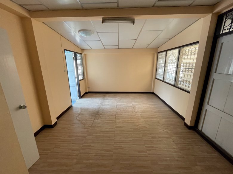 ขาย-บ้านเดี่ยว-2-ชั้น-ทำเลสะดวกสบายทีสุด-ลาดพร้าว-63-เจ้าของขายเอง