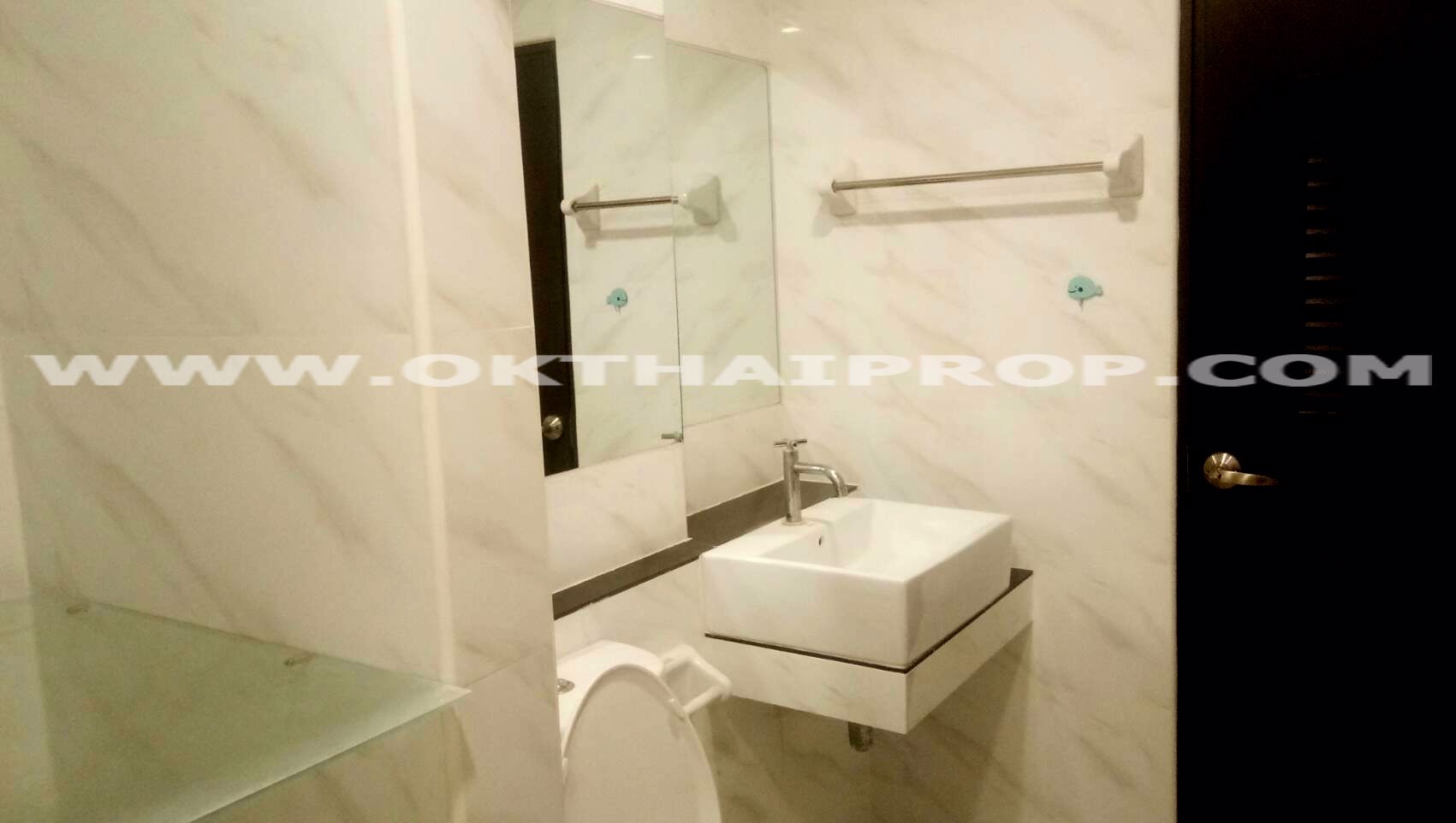 3362-ฟิฟ-อเวนิว-แคมปัส-คอนโด