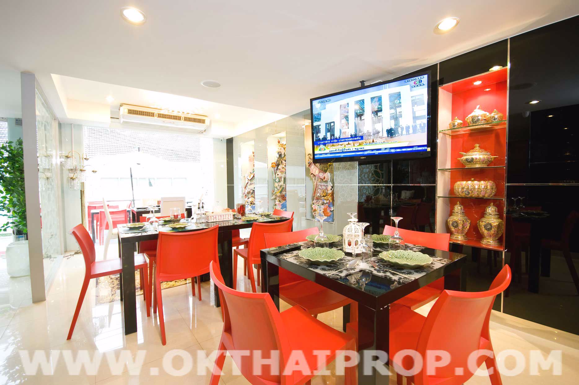 888-โรงแรม-ย่านประตูนํ้า