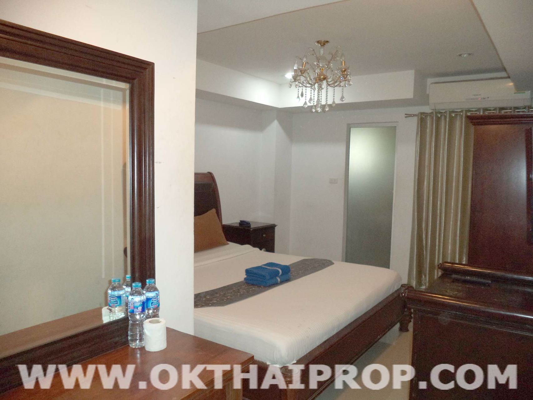 888-โรงแรม-ย่านประตูนํ้า