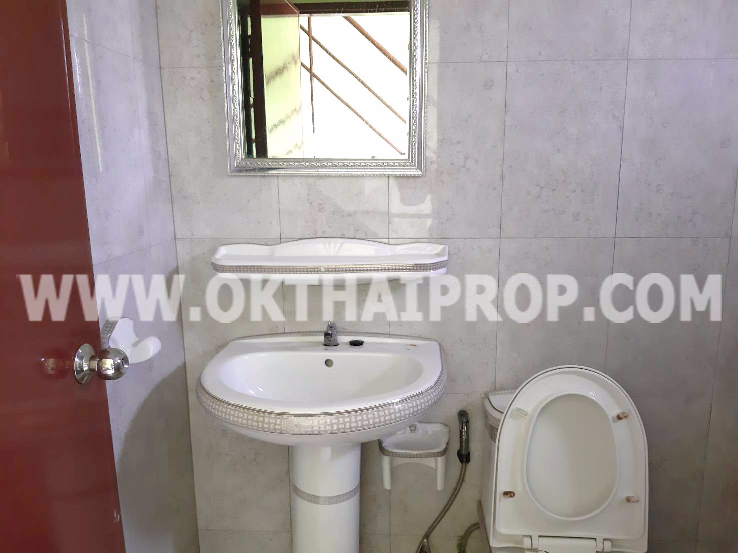 อาคารพาณิชย์-3-ชั้น-มพิมพาภรณ์7-ถสุขุมวิท-เมืองชลบุรี