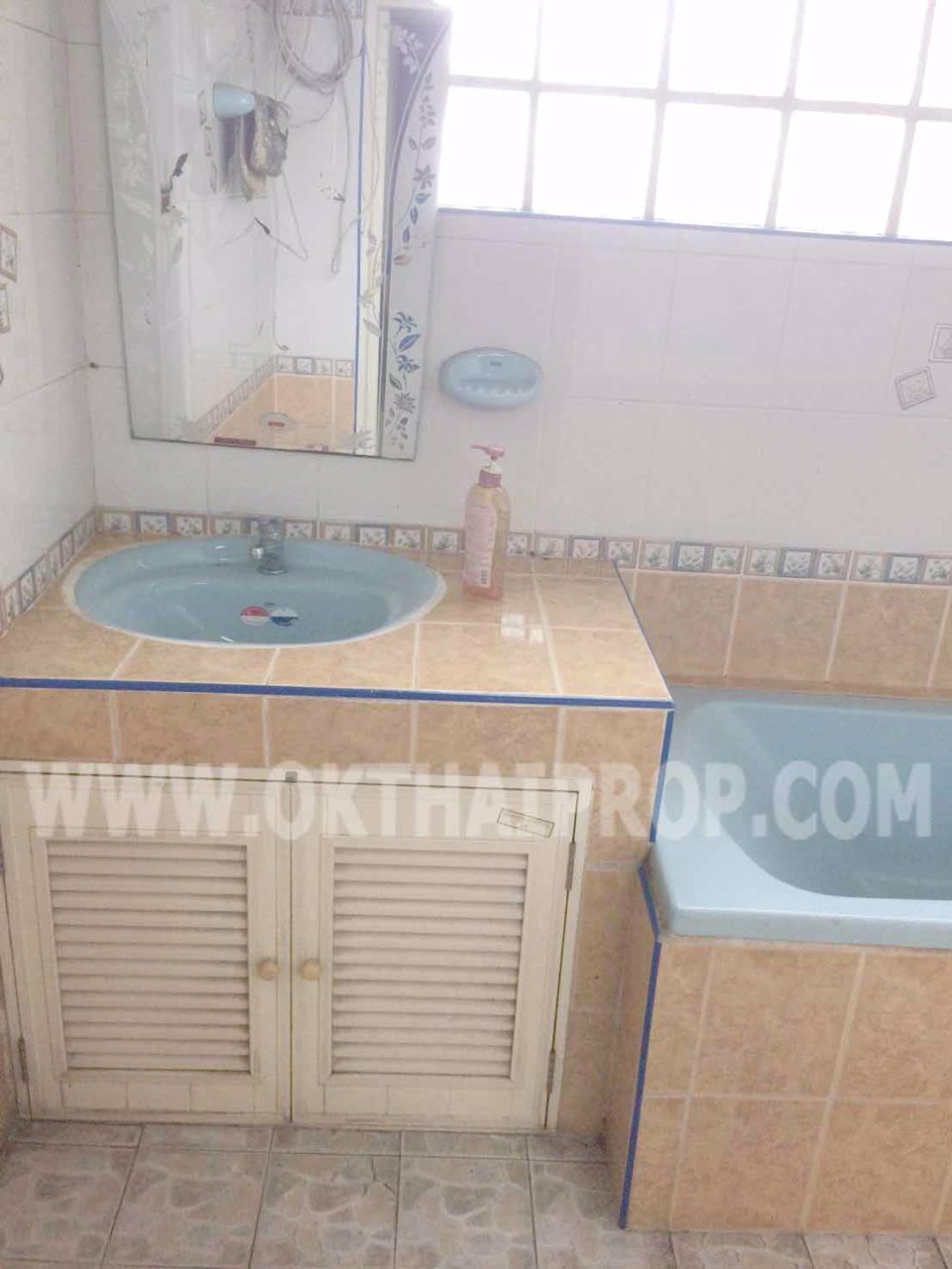 ตึกแถว-45-ชั้น-ถนนมาลัยแมน-ตำบลวังตะกู-เมืองนครปฐม