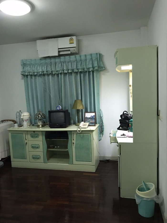 ขายบ้านเดี่ยว-601ตรวา-หมู่บ้านวรารมย์-ประชาอุทิศ-98-ใกล้-มพระจอมเกล้าธนบุรี