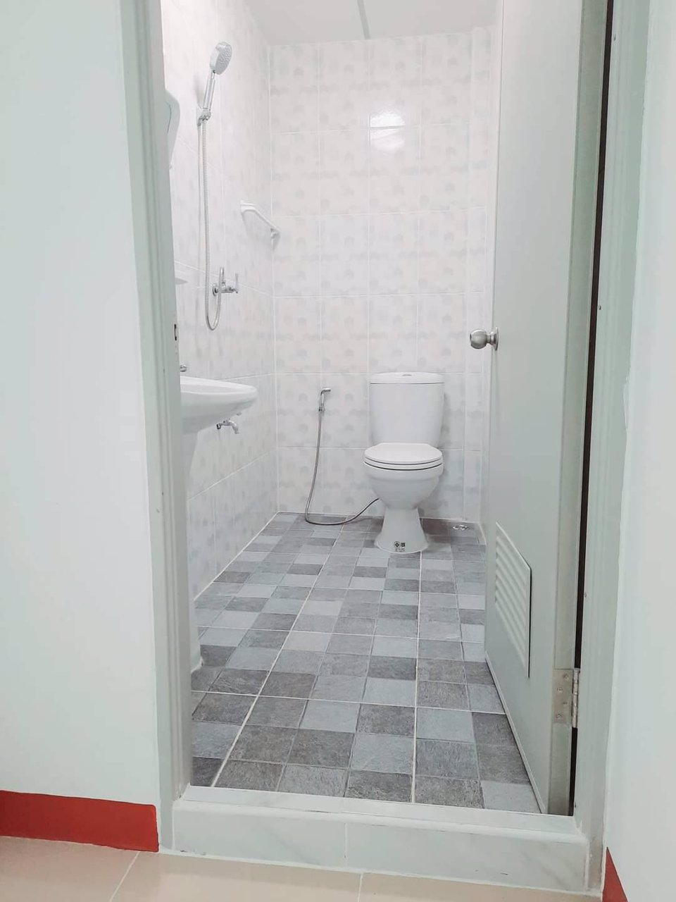 ขาย-ทาวน์เฮ้าส์-2-ชั้น-หมู่บ้านกระทุ่มแบน-คลองมะเดื่อ-สมุทรสาคร