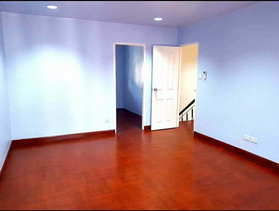 ให้เช่าบ้านเดี่ยวสองชั้น-63-ตารางวา-หมู่บ้านฟอร์เรสปาร์ค-ถนนรามคำแหง-196-3-นอน-3-น้ำ-20000-เดือน