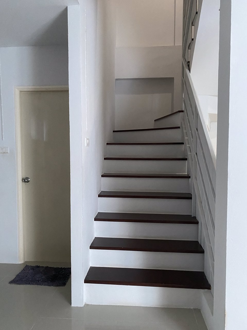 ขายบ้านทาวน์เฮ้าส์สองชั้น-โครงการมณฑาทิพย์5-นครปฐม