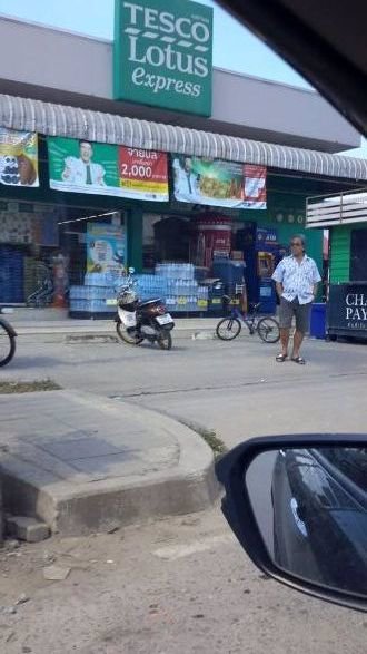 ขายดาวน์-คอนโด-a-land-กำลังสร้าง