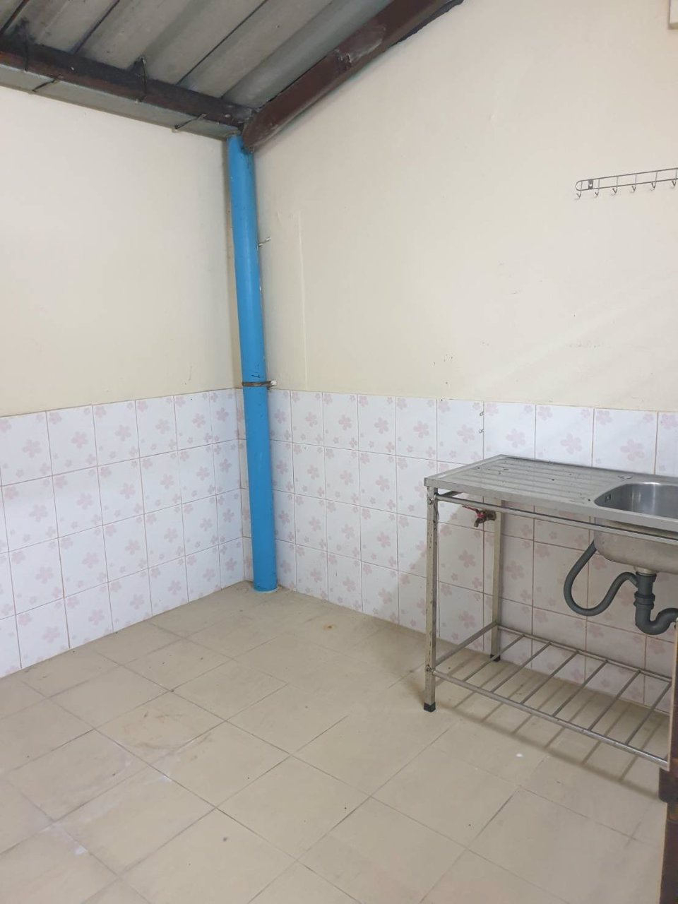 ขาย-ทาวน์เฮ้าส์-หมู่บ้านสินทวี-โครงการ1-หลังรพ-บางมด-ทำเลค้าขายได้