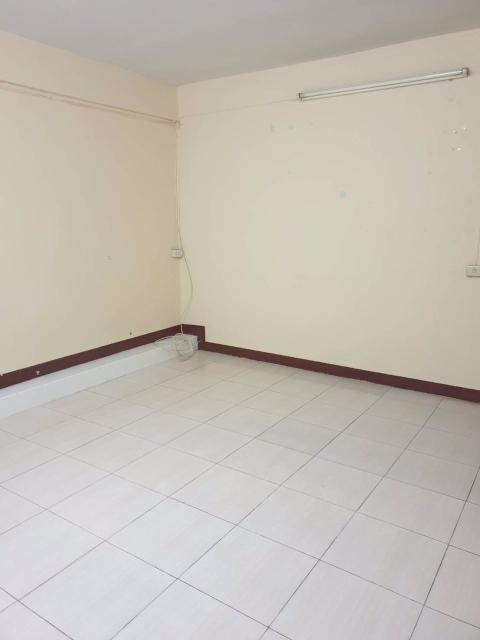 ขาย-ทาวน์เฮ้าส์-หมู่บ้านสินทวี-โครงการ1-หลังรพ-บางมด-ทำเลค้าขายได้