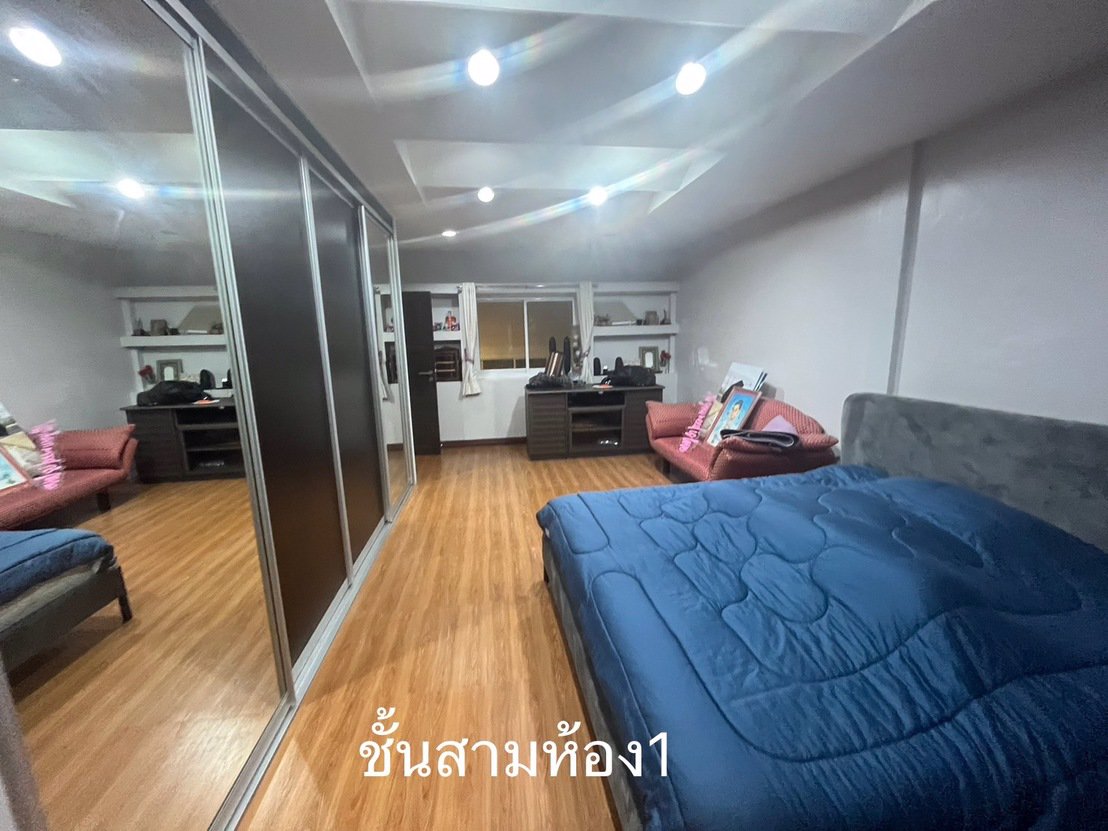 บ้านทาวน์เฮ้าส์-5-ชั้น-ใจกลางสุขุมวิท-ให้เช่า-ขาย-ตกแต่งหรูหรา-ซอยสุขุมวิท-10