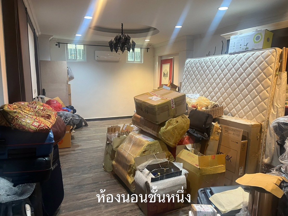 บ้านทาวน์เฮ้าส์-5-ชั้น-ใจกลางสุขุมวิท-ให้เช่า-ขาย-ตกแต่งหรูหรา-ซอยสุขุมวิท-10