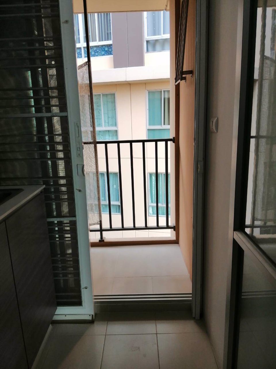 ขายขาด-ดีคอนโด-แคมปัส-รีสอร์ทรังสิต-ติดมหาวิทยาลัยธรรมศาสตร์