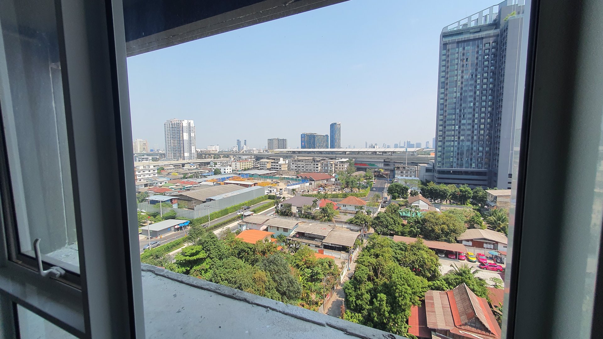 ขายดาวน์-รีเจ้นท์-โฮมบางซ่อน-ราคาดี-ล้านต้นๆ-เหมาะแก่การลงทุน