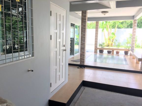 ขาย-ให้เช่า-บ้านเดี่ยว-136-วา-มพฤกษชาติ-ซอยรามคำแหง-118-รีโนเวทใหม่ทั้งหลัง-ใกล้รถไฟฟ้า