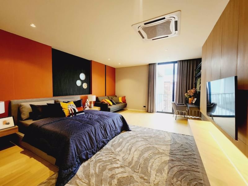 เชียงใหม่-ลักชัวรี่พลูวิลล่าสไตล์โมเดิร์นหรูหราเทียบเท่าโรงแรมระดับห้าดาว