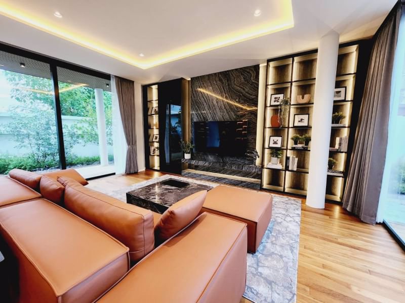 เชียงใหม่-ลักชัวรี่พลูวิลล่าสไตล์โมเดิร์นหรูหราเทียบเท่าโรงแรมระดับห้าดาว