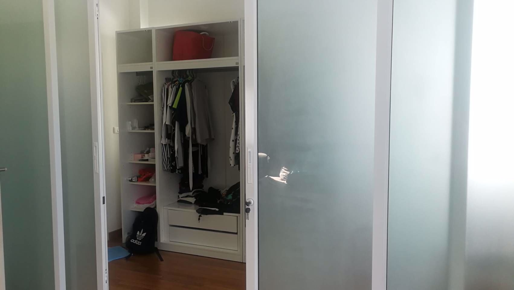 ขาย-บ้านแฝด-2-ชั้น-35-ตรว-หมู่บ้าน-มอตโต้-บาย-ชนันธร-บ้านสวยพร้อมอยู่-ต่อเติมแล้ว-บ้านแฝดสไตล์บ้านเ