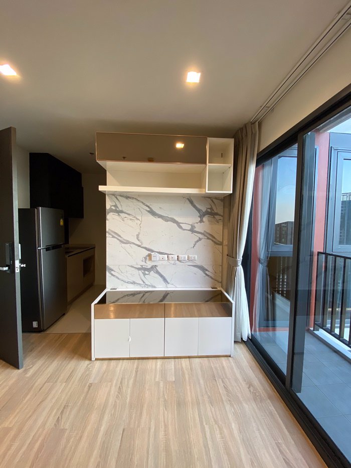 ขายต่ำกว่าทุนมาก-the-base-garden-rama-9-ชั้น27-ขนาด-34-ตรม-เจ้าของขายเอง