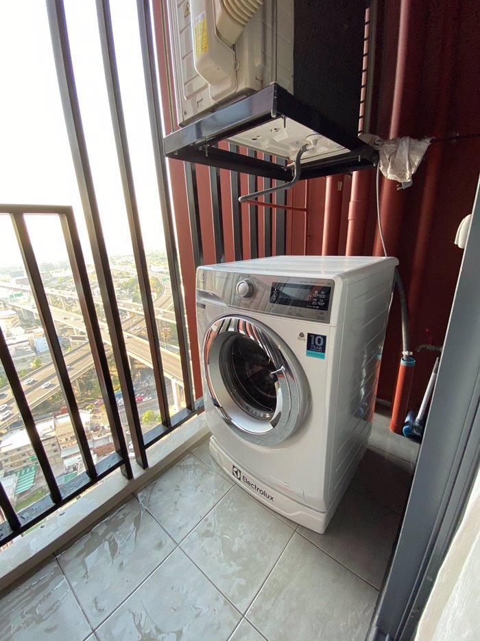 ขายต่ำกว่าทุนมาก-the-base-garden-rama-9-ชั้น27-ขนาด-34-ตรม-เจ้าของขายเอง