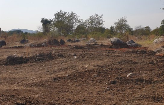 ที่สวยลพบุรีวิวเขาล้อมรอบมีโฉนดติดถนนขนาดใหญ่ลาดยางถึงที่ดิน-24-ไร่-ไร่ละ-180000-ล้อมรั้วแล้ว