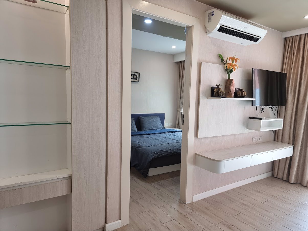 ขายคอนโดติดสระ-pool-access-วิวเรือคาริปเบี้ยน-โครงการ-7-sea-แบบ-1-ห้องนอน-ใน-จอมเทียน-พัทยา