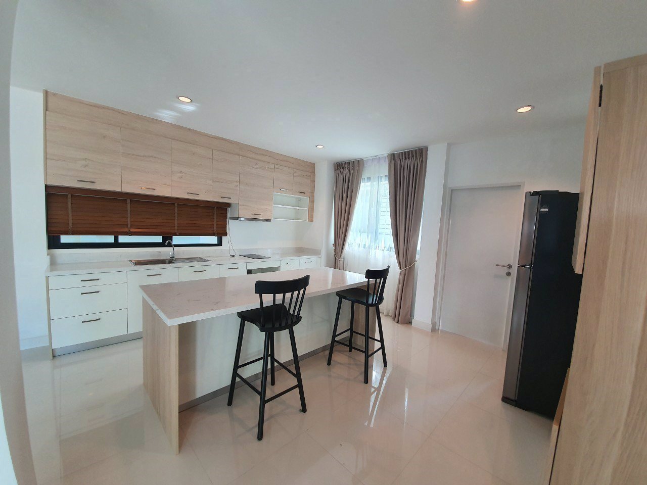 ให้เช่าบ้านเดี่ยว-3-ชั้น-เนอวานา-บียอนด์-เกษตร-นวมินทร์-บึงกุ่ม-หลังหัวมุม-ใกล้คลับเฮาส์-บ้านใหม่