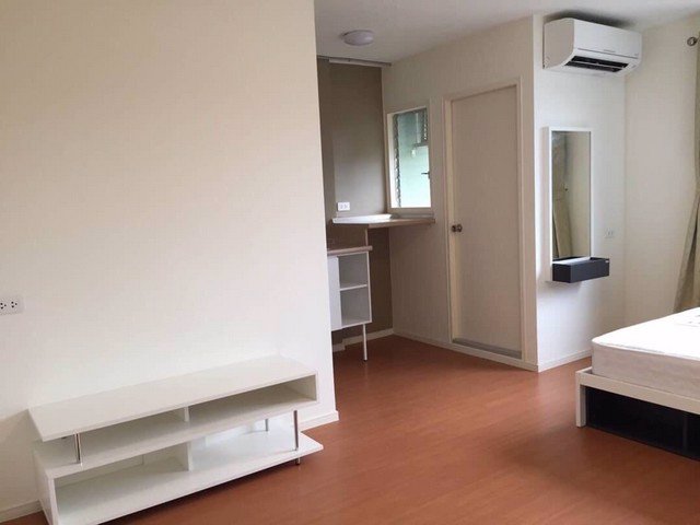 ให้เช่าลุมพินี-คอนโดทาวน์-ร่มเกล้า-สุวรรณภูมิ-ใกล้สถานีรถไฟฟ้า-airport-link-ลาดกระบัง