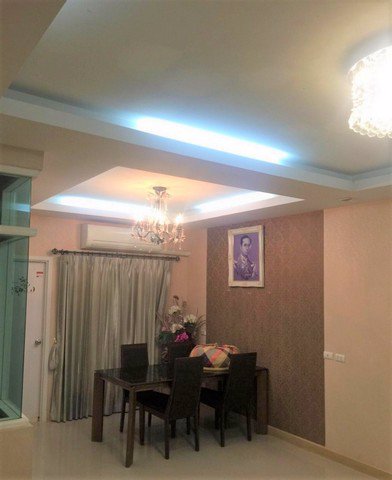 ให้เช่าทาวน์โฮม-3-ชั้น-กัสโต้-แกรนด์-ใกล้-รรนานาชาติร่วมฤดี