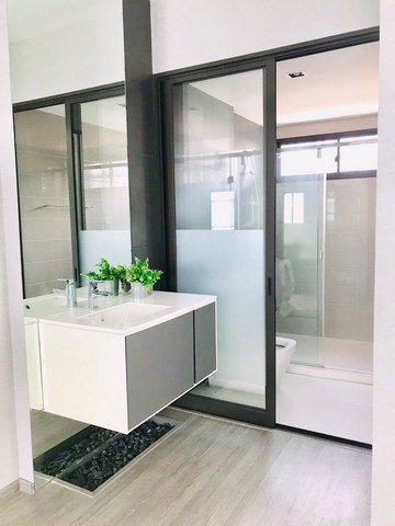 ขาย-ทาวน์เฮ้าส์-เดอะ-แลนด์มาร์ค-เอกมัย-รามอินทรา-บ้านใหม่-ยังไม่เคยเข้าอยู่