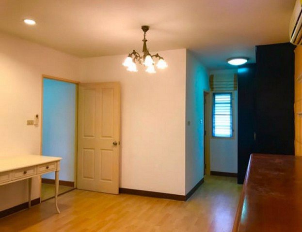 ขาย-บ้านเดี่ยว-หมู่บ้านเลคการ์เด้นวิลล่า-พร้อมที่ดิน-100-ตารางวา-ใกล้-สนามบินสุวรรณภูมิ