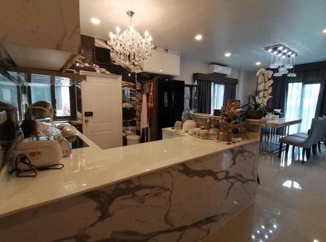 ขาย-บ้านเดี่ยว-centro-บางนา-กม7-ขนาด-4-ห้องนอน-แปลงมุมติดถนนเมน