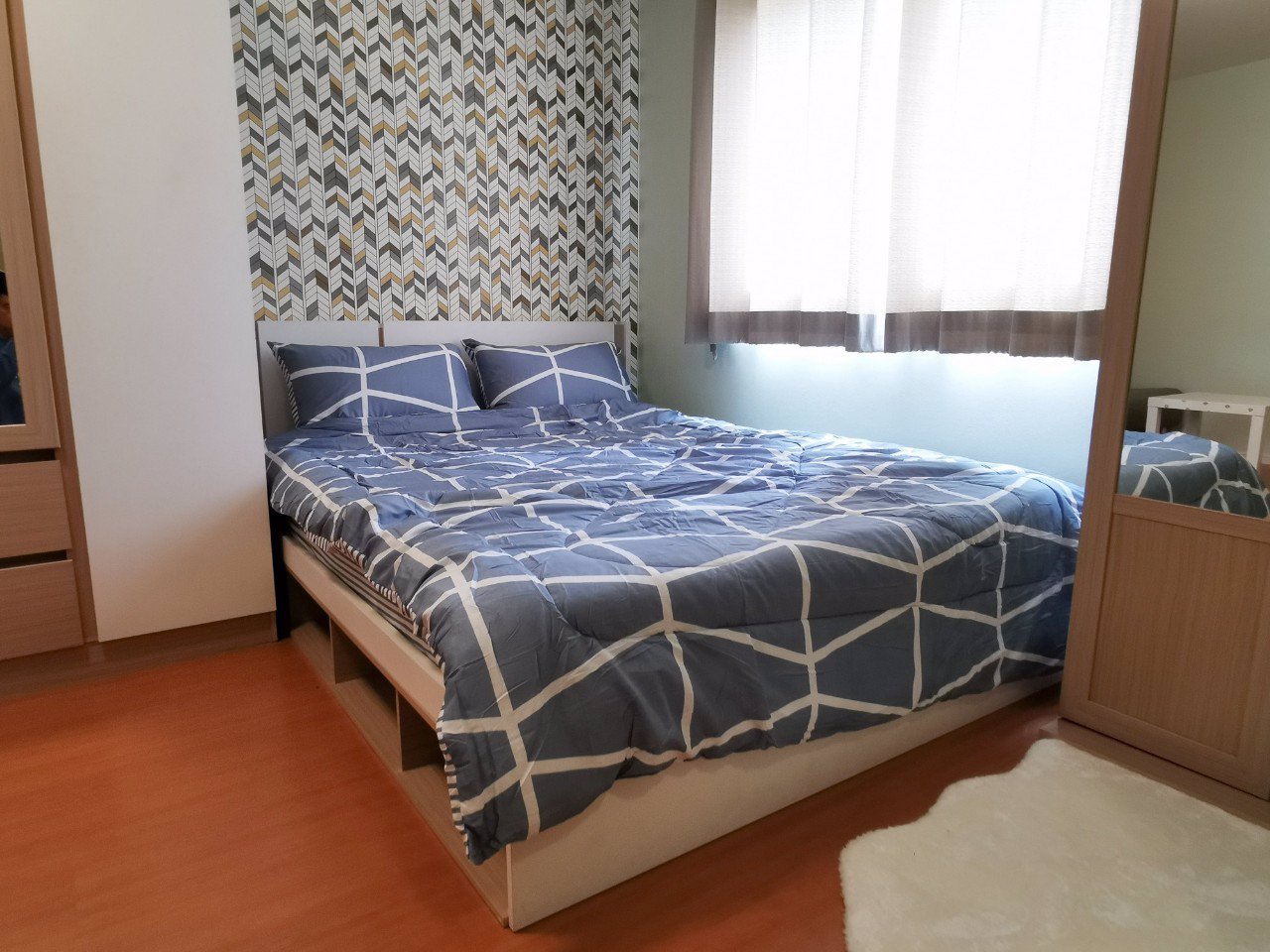 ให้เช่าด่วน-ราคาพิเศษ-6500-บาท-เดือน-รวมค่าส่วนกลางแล้ว-ลุมพินี-คอนโดทาวน์-ร่มเกล้า-สุวรรณภูมิ