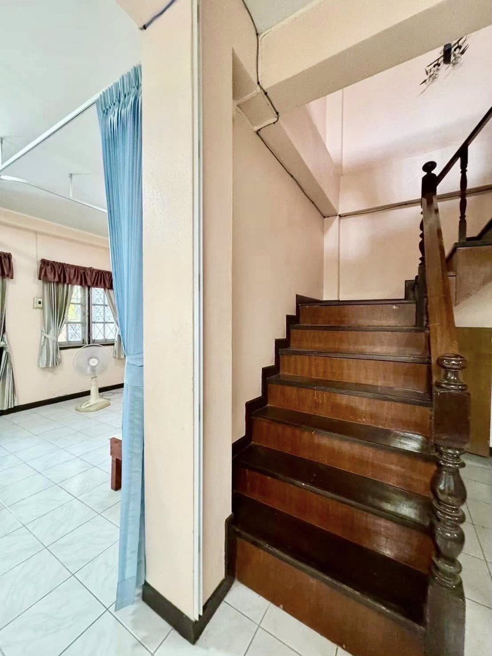 ขายด่วน-หมู่บ้านสุวรรณวิลล่า-กลางเมืองพิษณุโลก