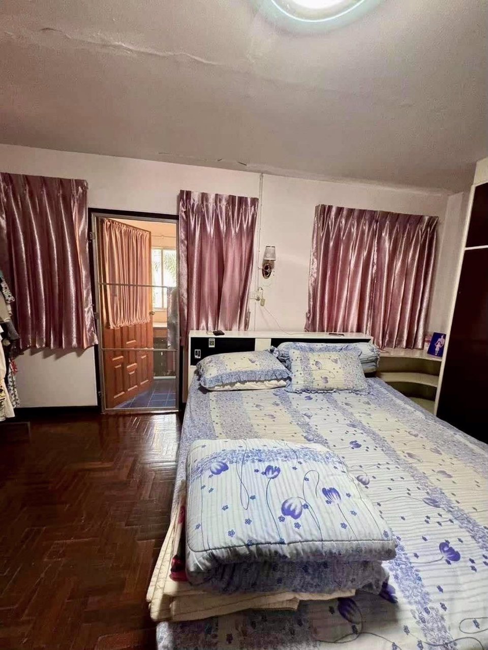 ขายด่วน-หมู่บ้านสุวรรณวิลล่า-กลางเมืองพิษณุโลก