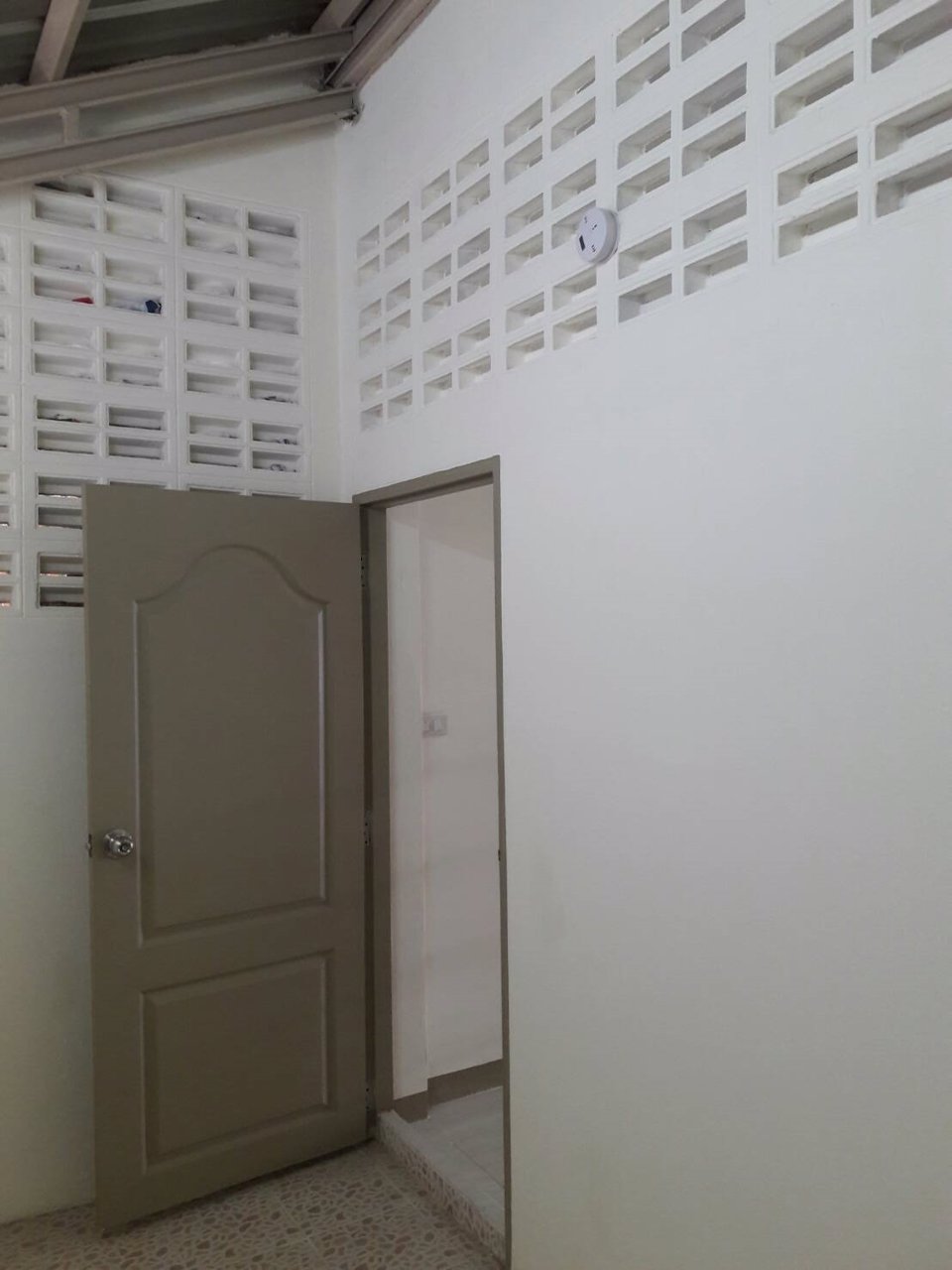 ให้เช่า-ตึกแถว-2-ชั้น-ทำเลค้าขาย-พหลโนธิน-58-ซอย-แอนเน็กซ์-แต่งใหม่-2-ห้องนอน-2-ห้องน้ำ-ใกล้รถไ