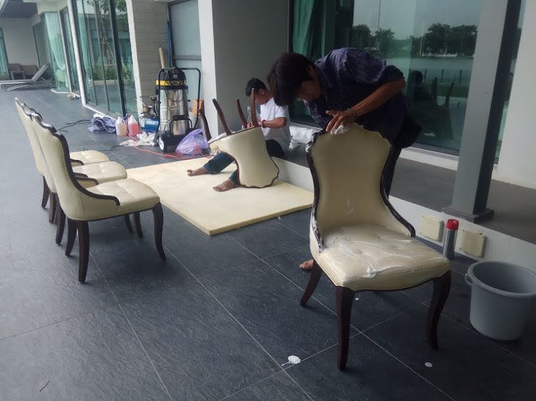 ซักโซฟา-0813735190ซักผ้าม่าน-ซักพรมซักที่นอนขับตัวไรฝุ่น-upholstery-carpet-mattress-curtai