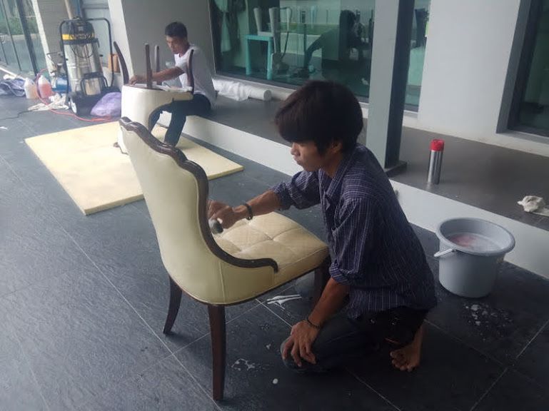 ซักโซฟา-0813735190ซักผ้าม่าน-ซักพรมซักที่นอนขับตัวไรฝุ่น-upholstery-carpet-mattress-curtai