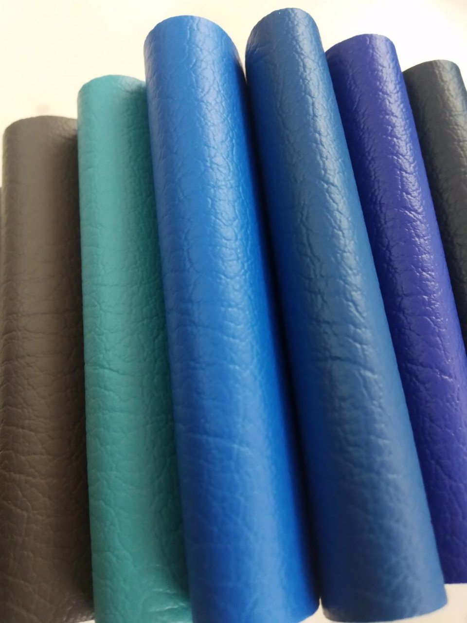 หนังเทียมเริ่ม49ตัวแทนยกม้วนพร้อมส่งโทรเลย-0813735190-หนังพีวีซี-พียู-ตัดแบ่งขายถูกๆ