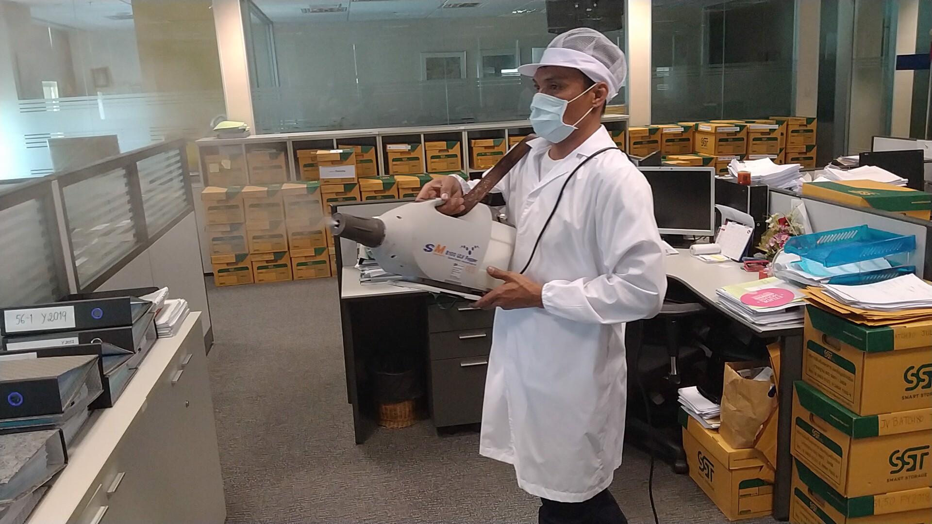 บรืการฉีดพ่นไวรัส-covid-19-ซักร้อนที่นอน-081-735-4812-และอบซักน้ำยาร้อนที่ติดตามม่าน-พรม-โซฟา