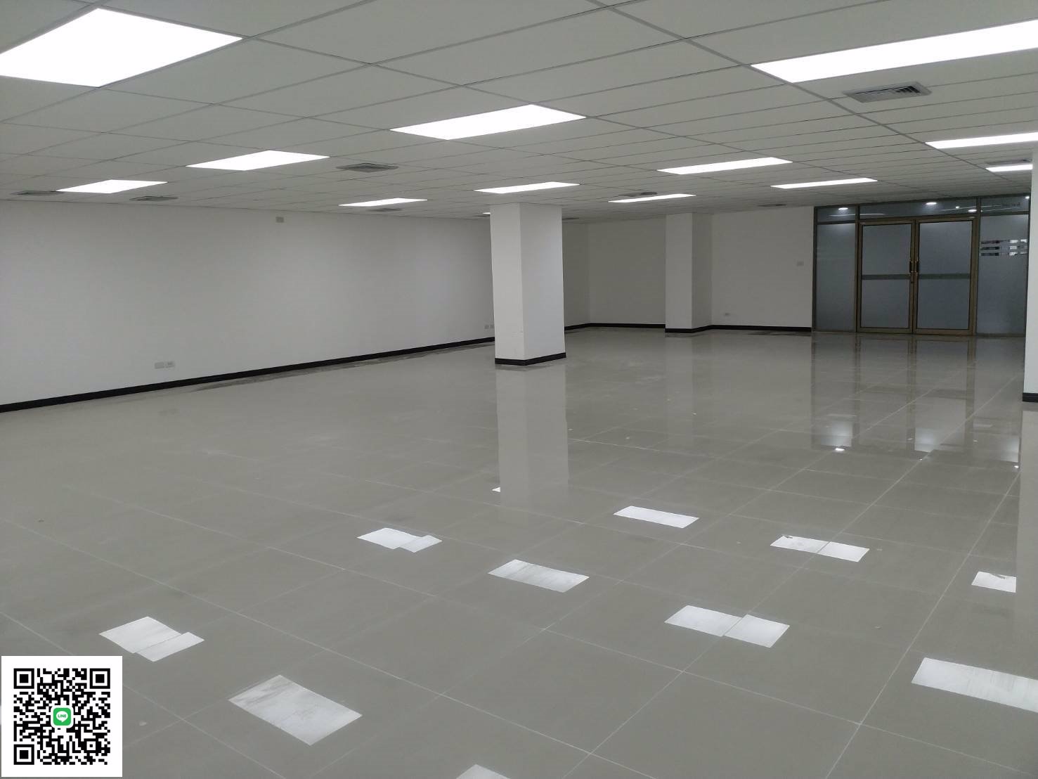 ให้เช่าพื้นที่สำนักงานชั้น-6-อาคารอมรพันธ์-ทาวเวอร์-2-ย่านรัชดาภิเษก-ห้องปรับปรุงใหม่-ขนาด-224ตรม