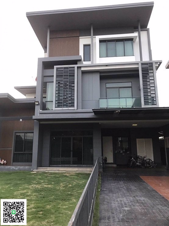 ขายและให้เช่าบ้านเดี่ยวโมเดิร์น-3-ชั้น-นาราสิริไฮด์อเวย์โยธินพัฒนา-3-หลังมุม-โครงการคุณภาพของแสนสิริ