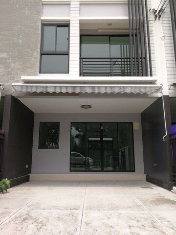 ให้เช่าทาวน์โฮม-3-ชั้น-บ้านกลางเมืองพระราม9-รามคำแหง-ซอยรามคำแหง39-ใกล้ทาวน์อินทาวน์