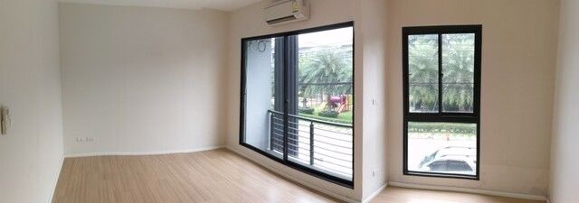 ให้เช่าทาวน์โฮม-3-ชั้น-บ้านกลางเมืองพระราม9-รามคำแหง-ซอยรามคำแหง39-ใกล้ทาวน์อินทาวน์