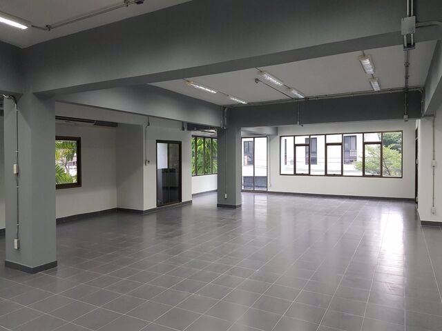 kr-057-ให้เช่าพื้นที่สำนักงาน-350-ตารางเมตร-ย่านรัชดา-เดินทางสะดวกใกล้-mrt-พระราม-9