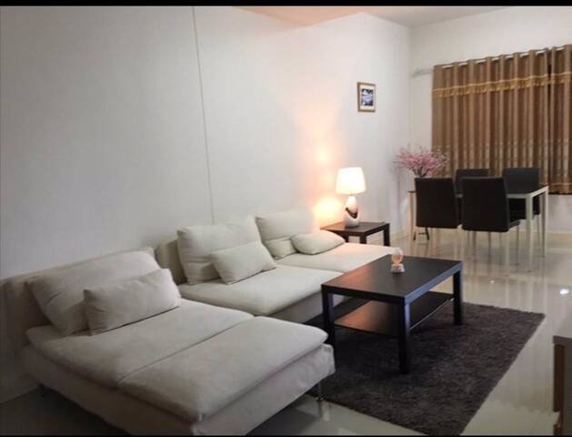 kr-023-ให้เช่าทาวน์เฮ้าส์-2-ชั้น-เดอะ-คอนเนค-พัฒนาการ-38-เฟอร์ครบพร้อมอยู่