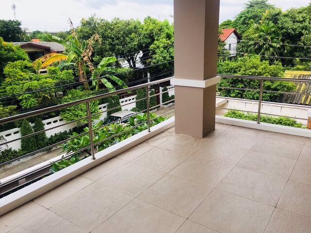 kr-084-ให้เช่าบ้านเดี่ยว-หมู่บ้านเสรีวิลเลจ-พระราม-9-ตกแต่งเฟอร์ครบ