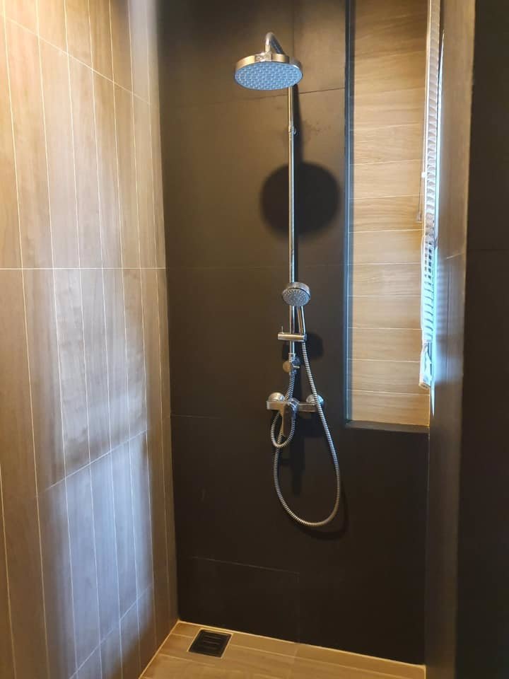 kr-089-ให้เช่าบ้านเดี่ยว-3-ชั้น-หมู่บ้านเนอวานา-บียอนด์-ไลท์-พระราม-9-เฟอร์ครบพร้อมอยู่