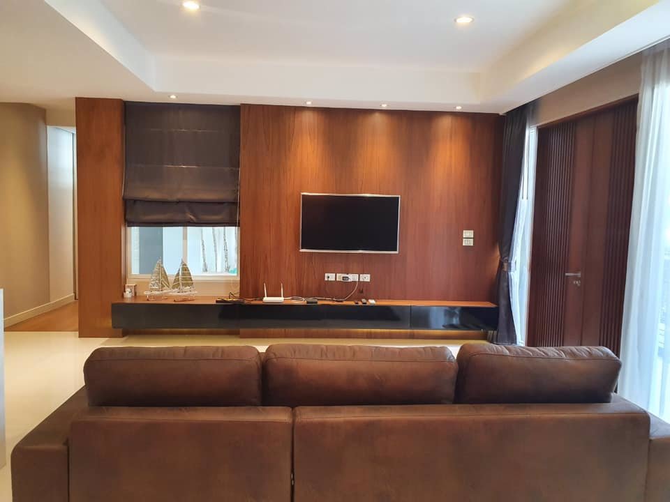 kr-089-ให้เช่าบ้านเดี่ยว-3-ชั้น-หมู่บ้านเนอวานา-บียอนด์-ไลท์-พระราม-9-เฟอร์ครบพร้อมอยู่